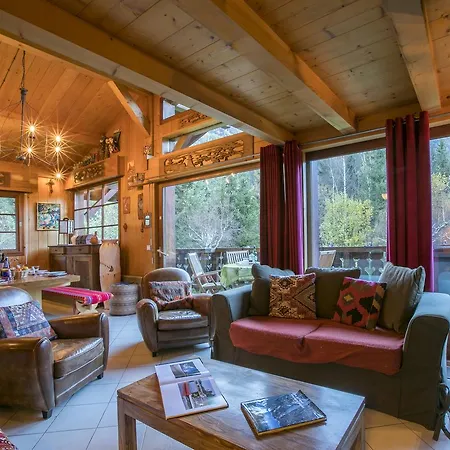 בקתה Chalet Muskoka שאמוני